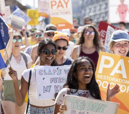 Junior doctor pay march June 2023 3